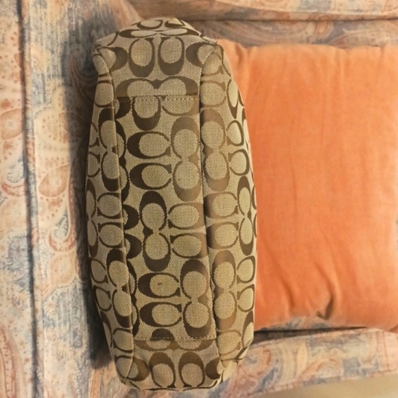 Coach Bag - Picture 5 of 12